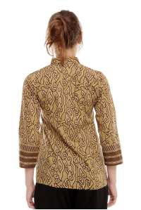 Cream Blus Mega Mendung